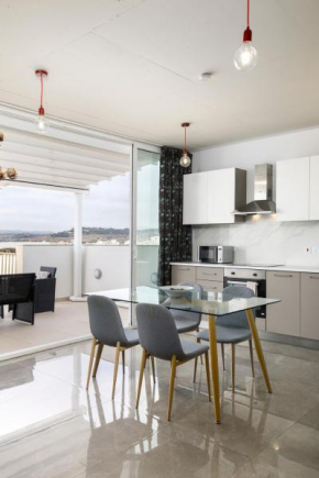 Hilltop Apartments - Stylish Comfort Living close to the sea, Bugibba